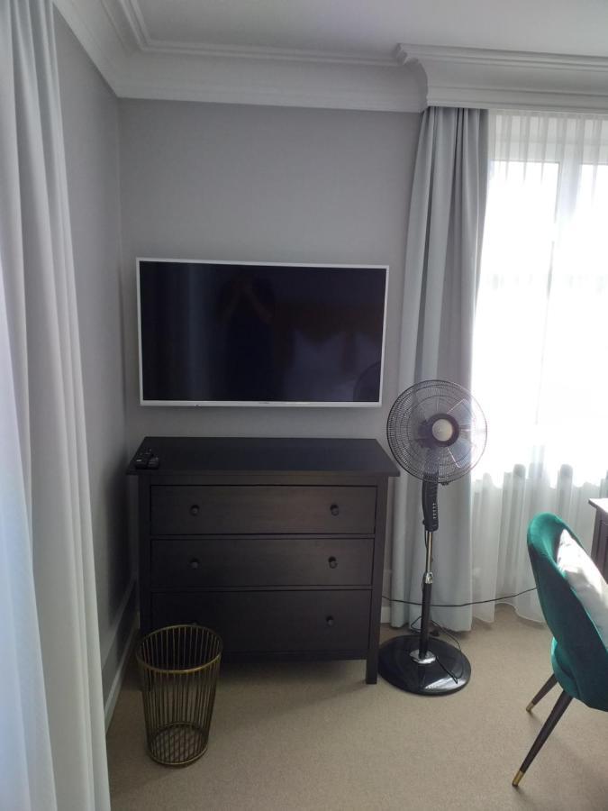 Hotel Landgasthof Adler 巴特克罗青根 外观 照片