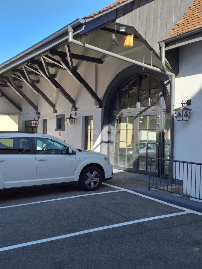 Hotel Landgasthof Adler 巴特克罗青根 外观 照片